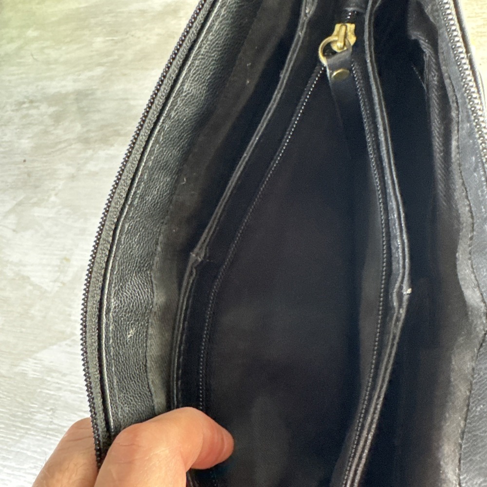 GREAT AMERICAN LEATHERWORKS ~ BLACK CROSSBODY PURSE - Picture 5 of 8